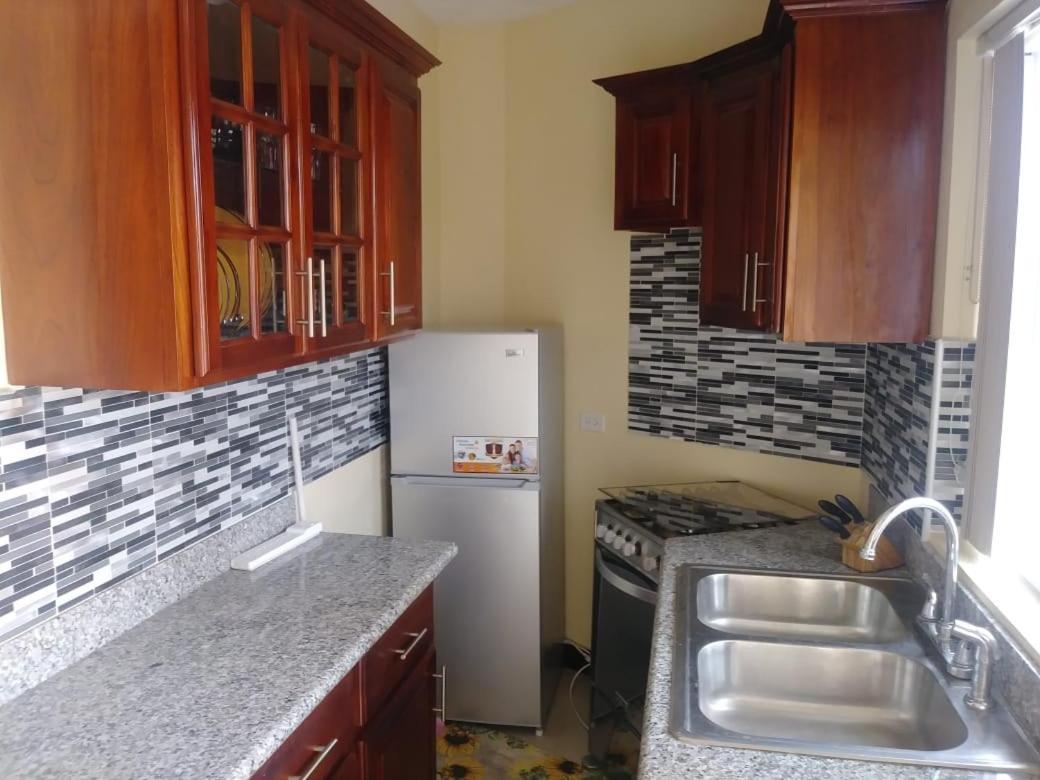 Apartamento Irie Hideaway - Private Studio In Gated Community --Caribbean Estates, Portmore Exterior foto